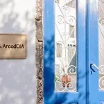 Arcadoia House * イア