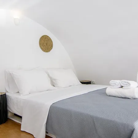 Arcadoia House Oia