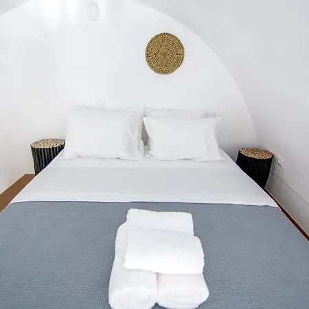 Arcadoia House * Oia (Santorini)